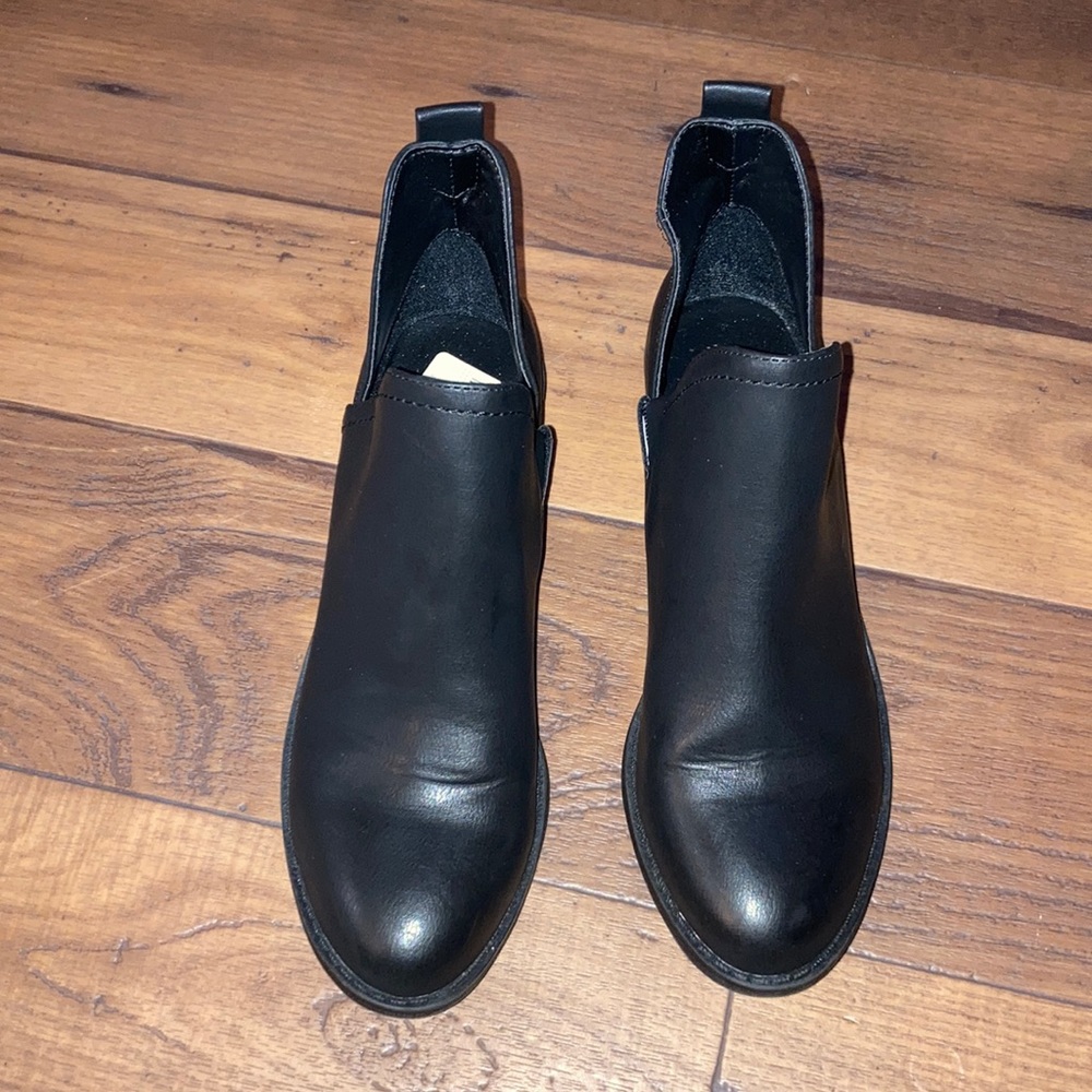 Universal Thread Boots With Heel - image 1